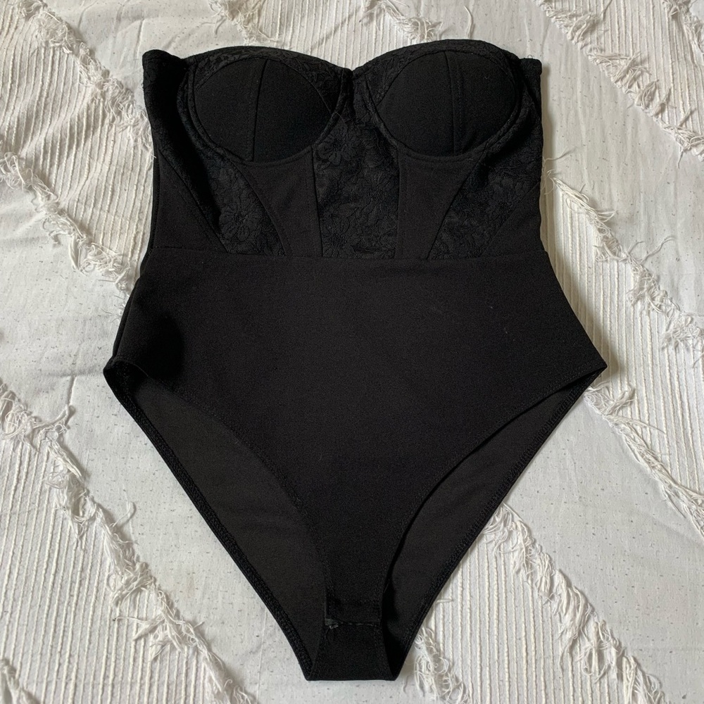 Strapless Lace Corset Body Suit